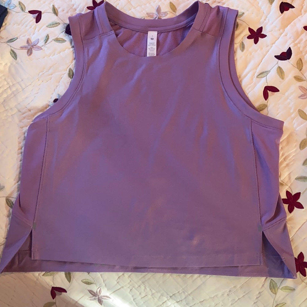 Lululemon tank